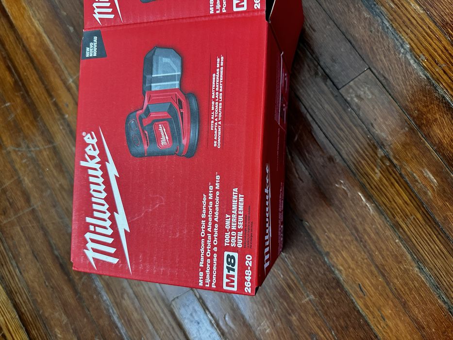 Шуруповерт Milwaukee