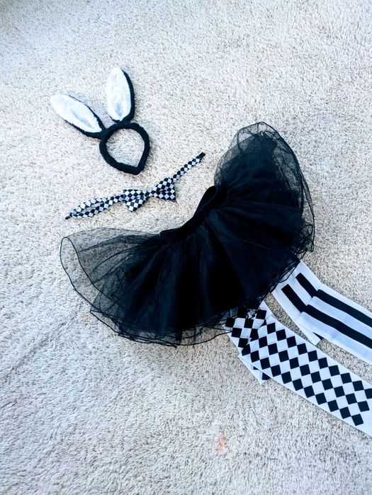 Костюм новорічний маскарадний карнавальний зайчика зайця кролика