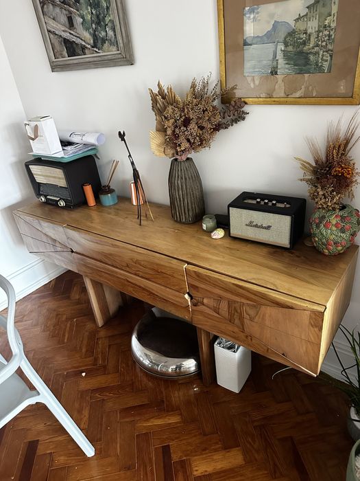 Armario de sala em madeira da loja Area