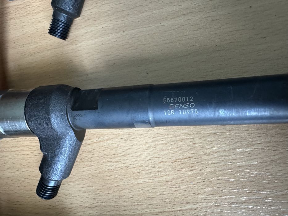 Форсунки форсунка 1.6 CDTi B16DTH LVL astra zafira 55570012 denso