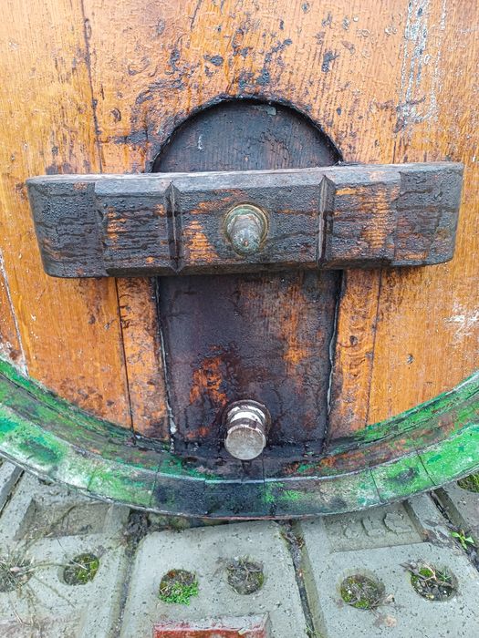 Dębowa beczka po winie 2600l