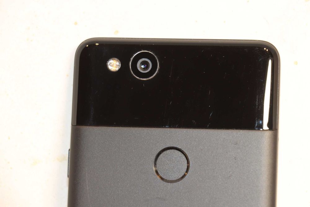 Google Pixel 2 128GB Just Black, дуже гарний стан!