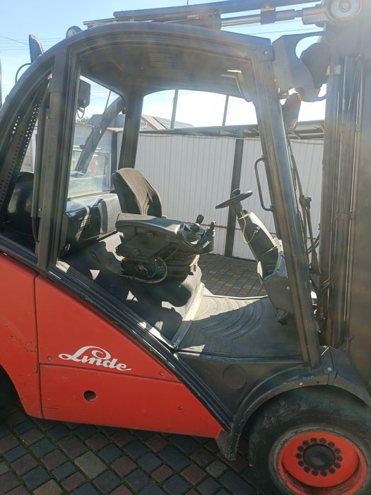 Навантажувач вилочний Лінде Н30Т. Погрущик газовий. 2003р