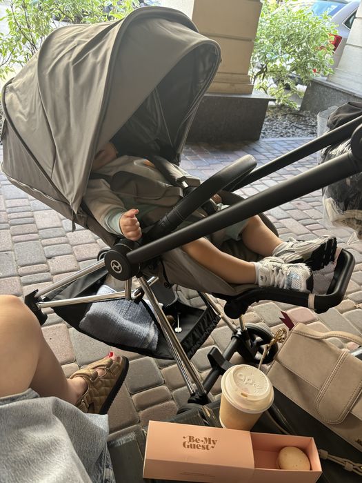 Cybex Mios прогулянка