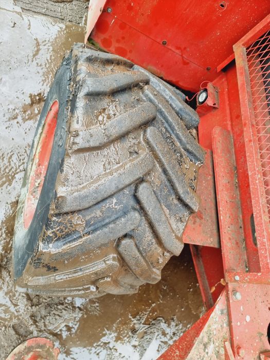 Продам ножничный подьемник JLG 40 RST ,