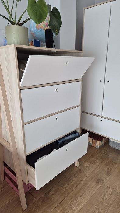 Meble VOX Spot Young komplet szafa komoda Ikea