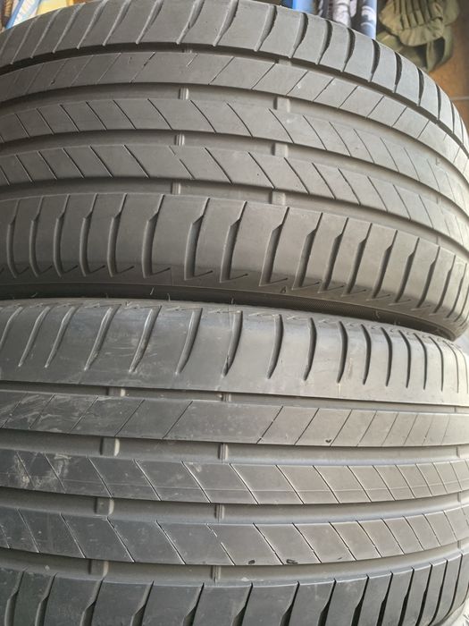 225/40R18 Bridgestone 21-23роки