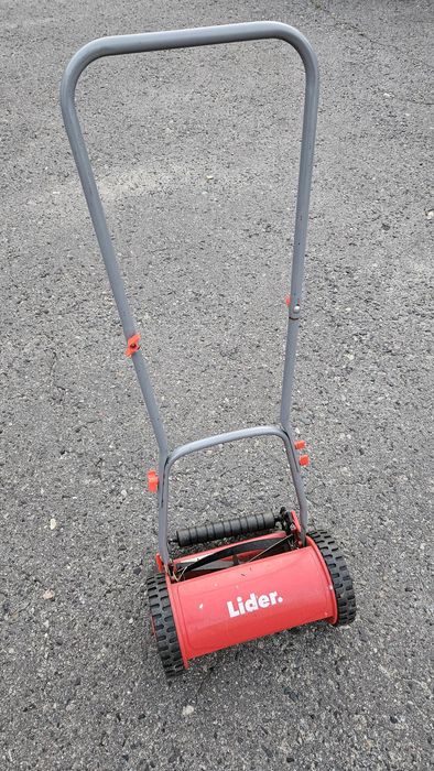 Kosiarka ręczna bębnowa