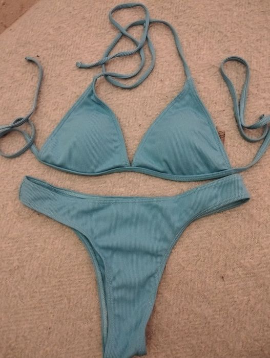Biquini azul claro