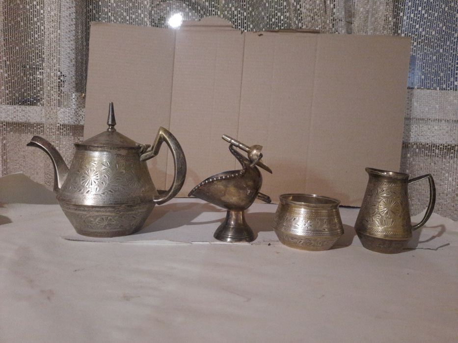Продаю сервіз посеребріння. Індія