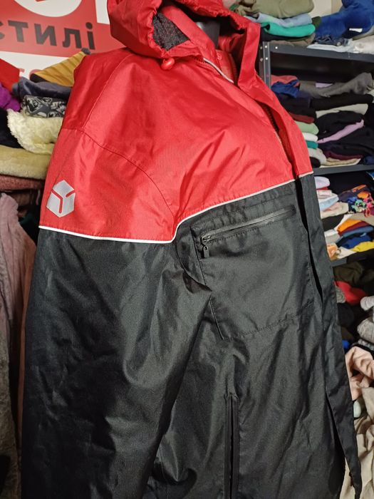 Продаю. Куртка  чоловіча .нова. Теплала.