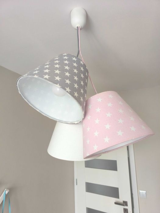 Lampa sufitowa do pokoju dziecka