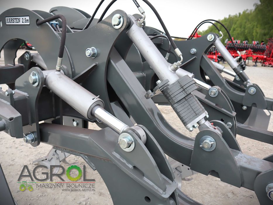 Pług dłutowy głębosz agregat bezorkowy karsten Agro factory