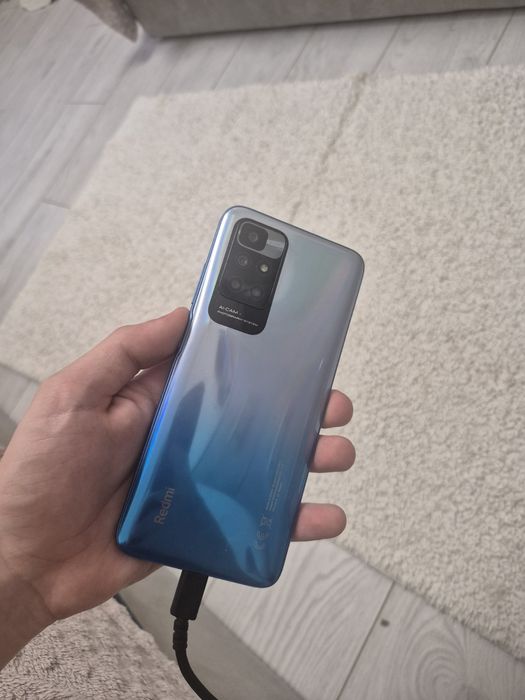 ПРОДАМ REDMI 10 (опис)