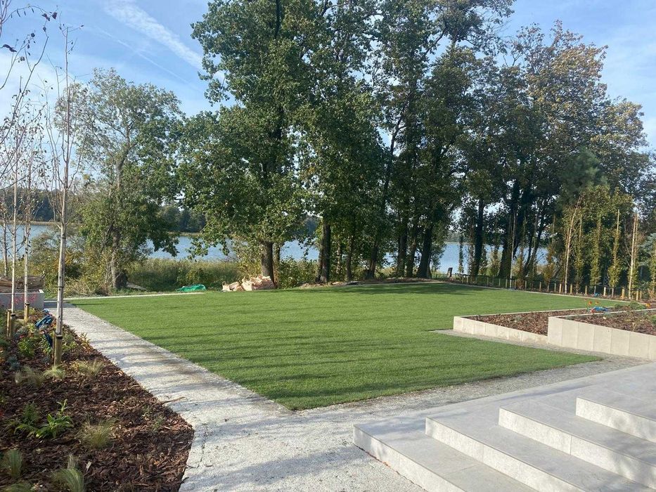 Trawa rozwijana z rolki