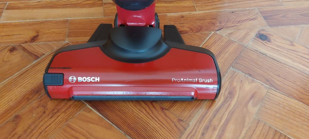Aspirador vertical Bosch série 4