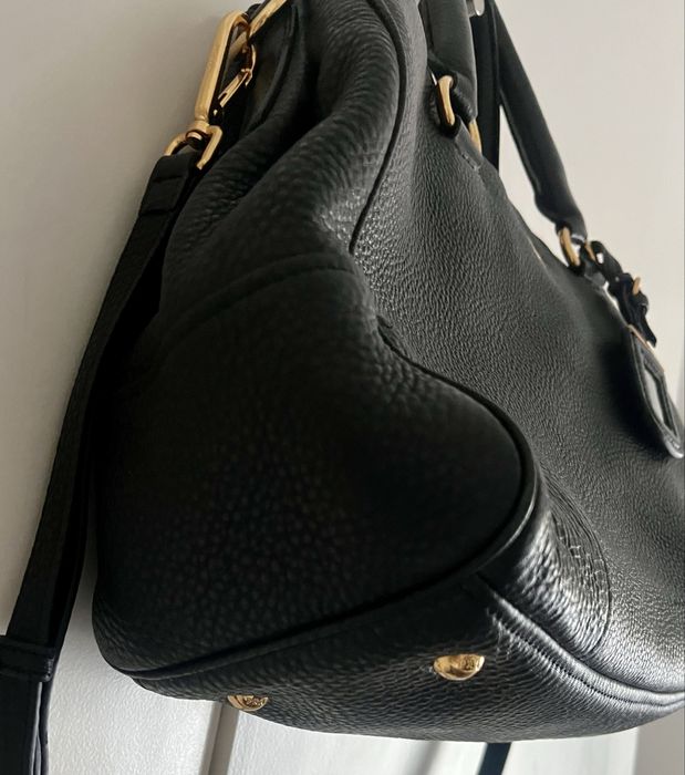 Mala em pele impecavel