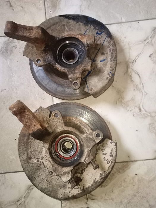 Москвич 2141 ступиці перед