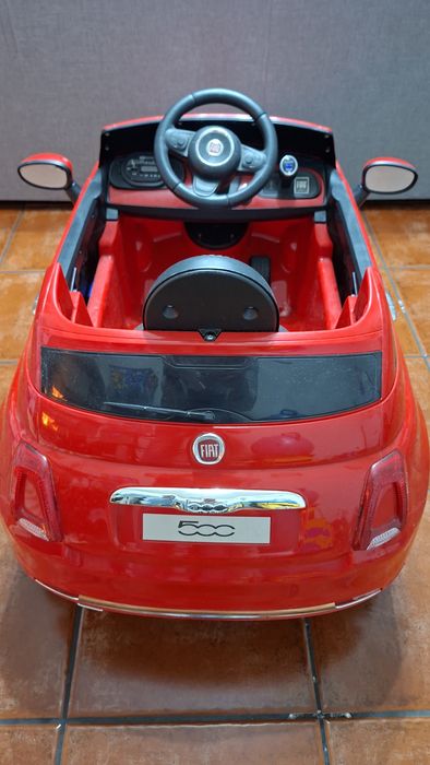 Carro a bateria Fiat