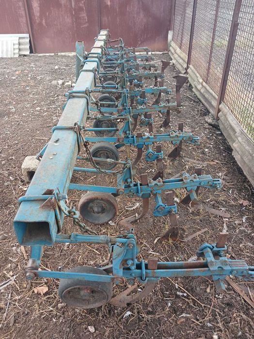 Культиватор з боронами