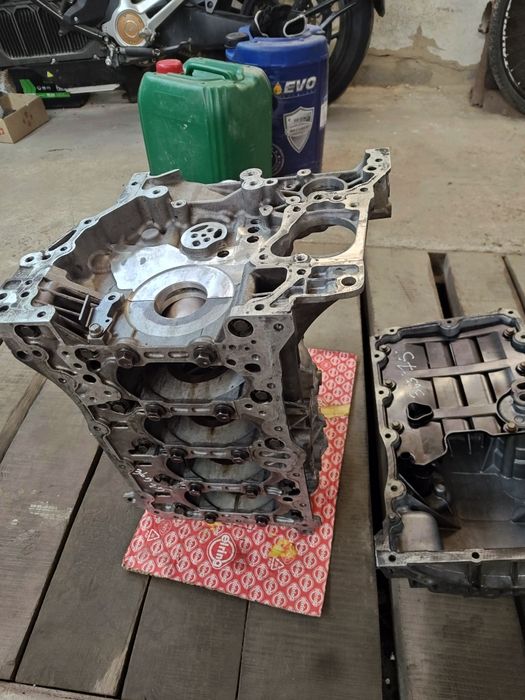 Блок двигун b16dth opel 1.6 диз.