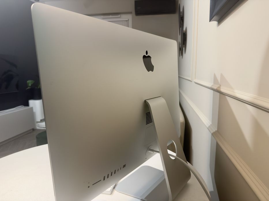 iMac 27" 2017, 5k, Intel i7 4,2 GHz, 32Gb RAM, SSD 1,1 Tb, Pro 580 8Gb