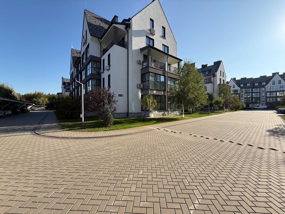 продам 2х кімнатну 67м2, 1 поверх, с. Зазим'я вул. Київська 10В , ЖК Desna Park Residence