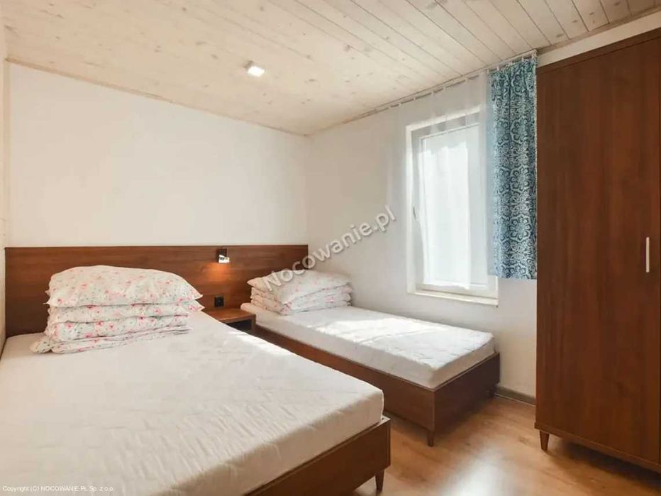Wolne Domki z balia jacuzzi nad jeziorem, góry Bieszczady