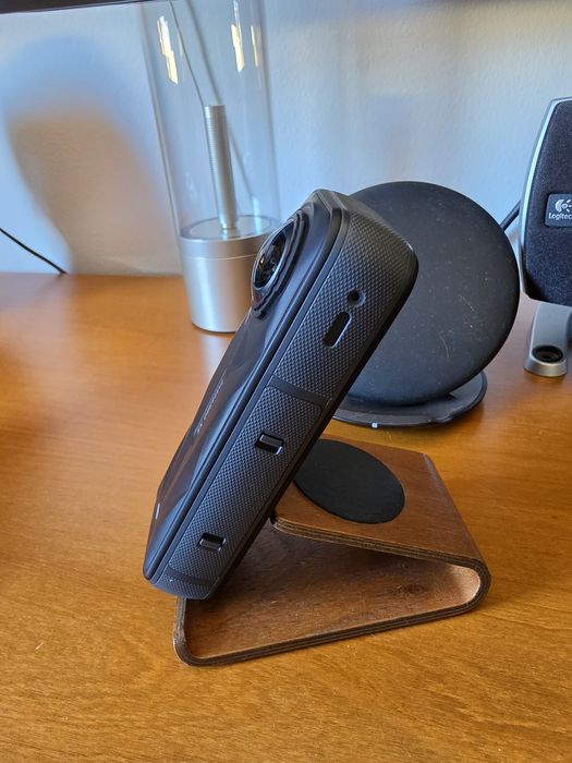 Insta360 X5 + utility frame + extras (ler descrição)