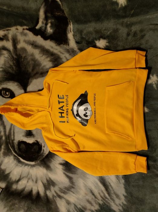 Camisola com capuz -  NOVA tam. S