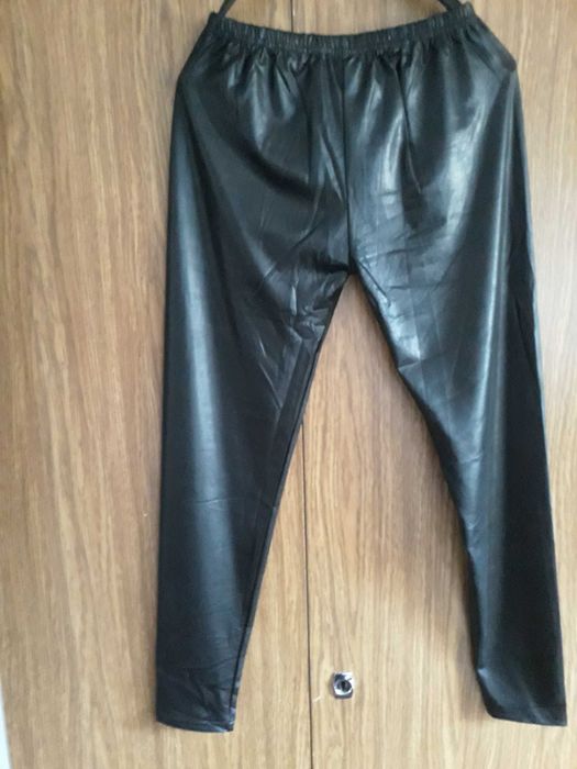 Legginsy koloru jak zdjęciach