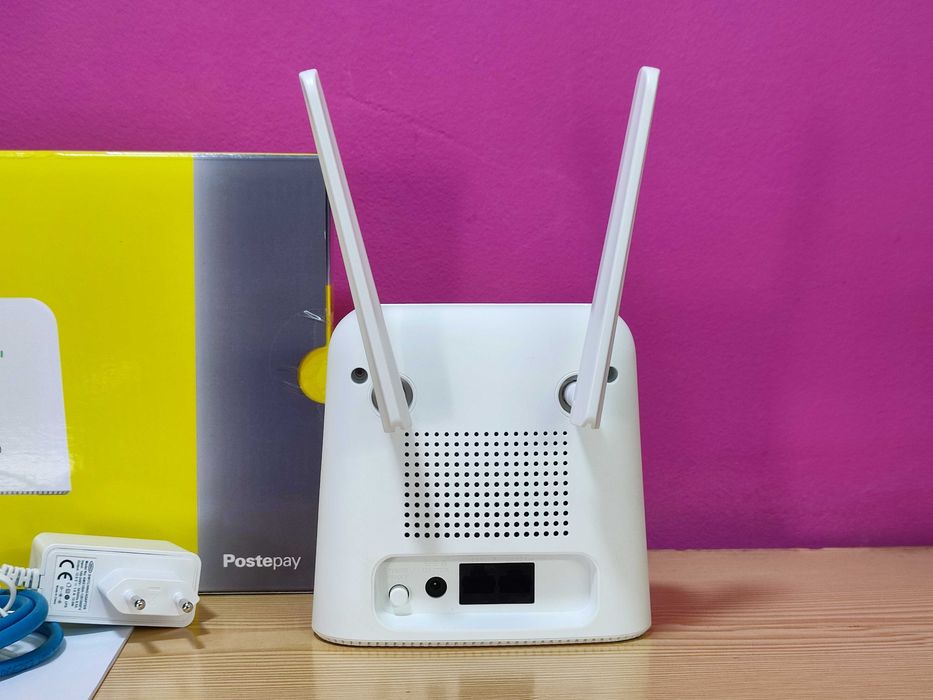 300mbps  4g+ Cat.7 D-Link DWR-960 Sim Desbloqueado