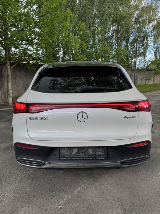 Офіційний Mercedes EQE 350 4Matic SUV