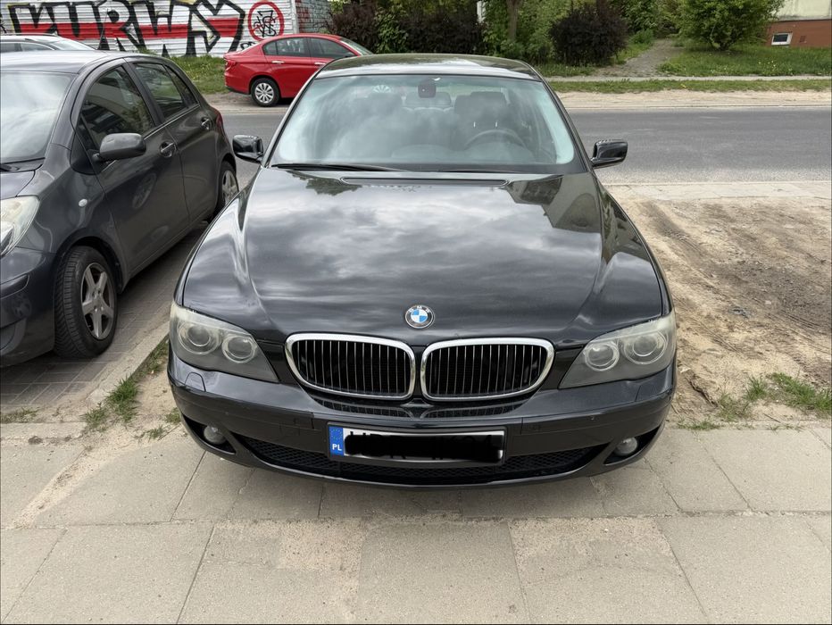 BMW 745 Lift 4.4