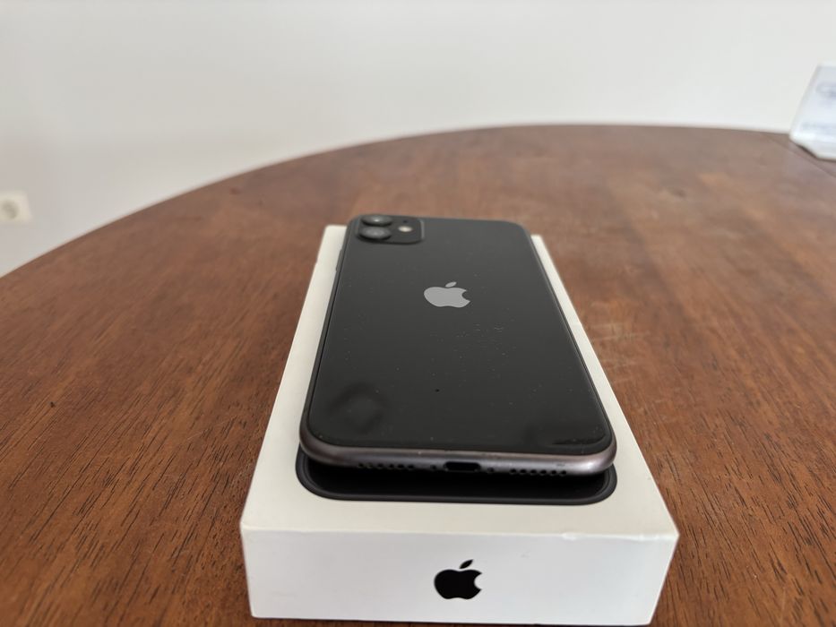 Прдам iPhone 11 64 Gb