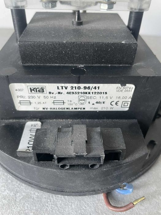 Transformator elektroniczny do lamp halogenowych niskonapięciowych