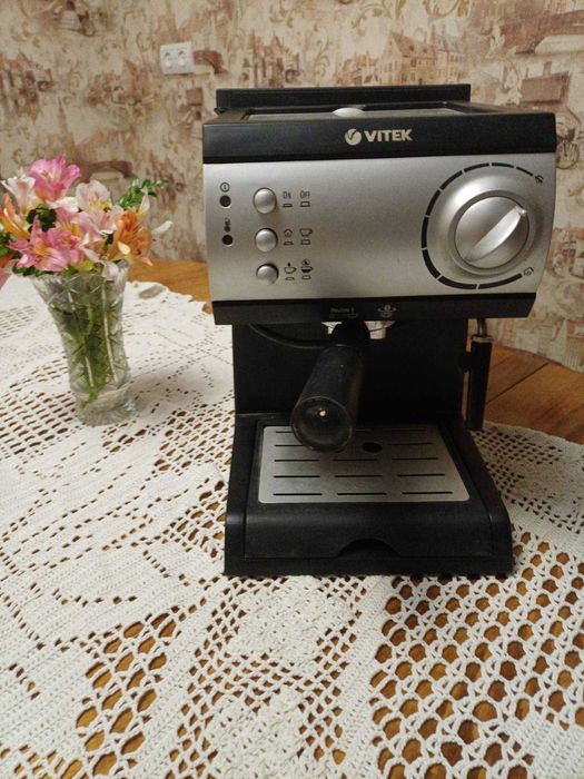 Кавомашина VITEK VT-1511 BK