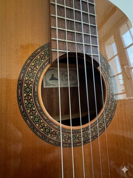 Guitarra Clássica Paco Castillo 202 Eletrificada