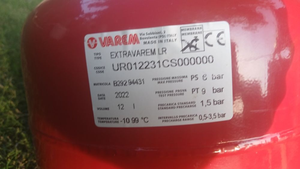 Розширювальний бачок