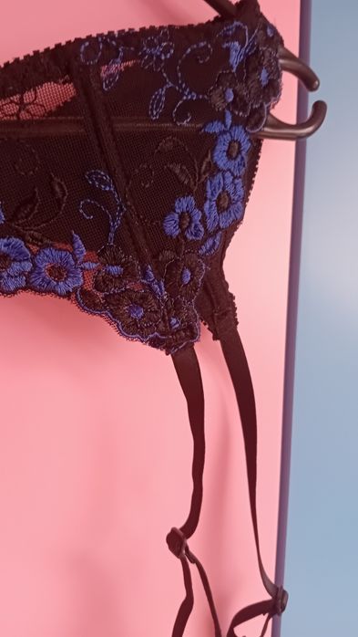 Nowy pas do pończoch