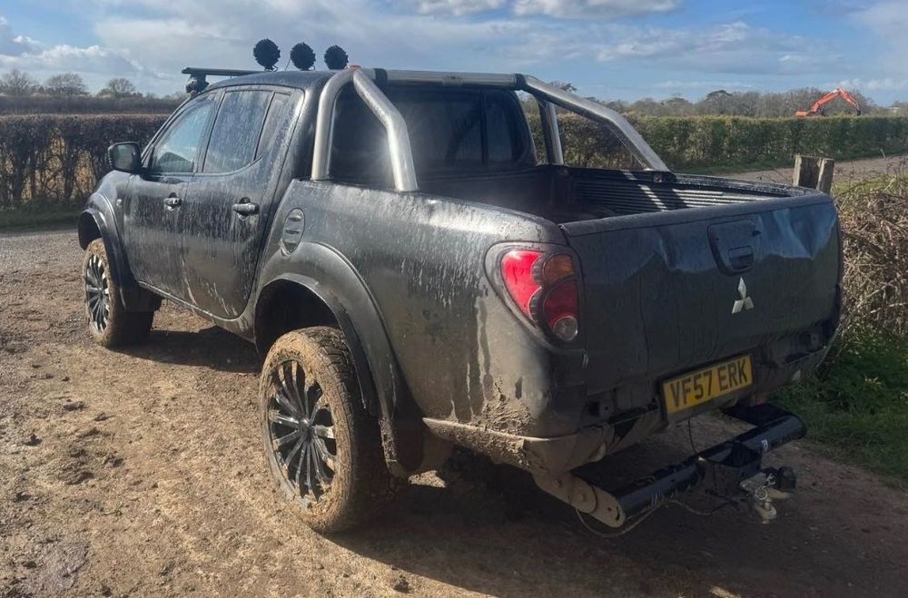 L200 Nissan Navara Ford Ranger