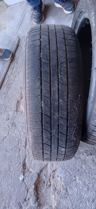 3 Pneus para Carro Novos