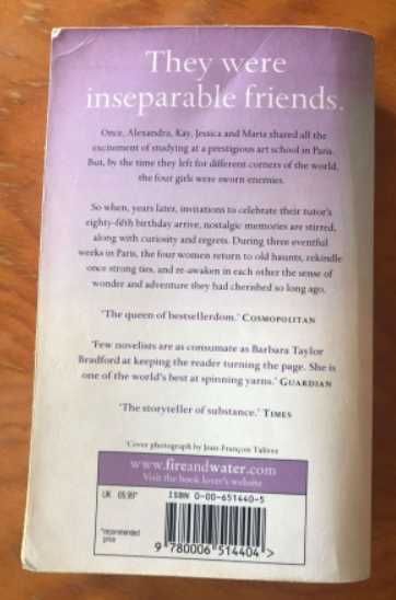 Livro Three weeks in Paris