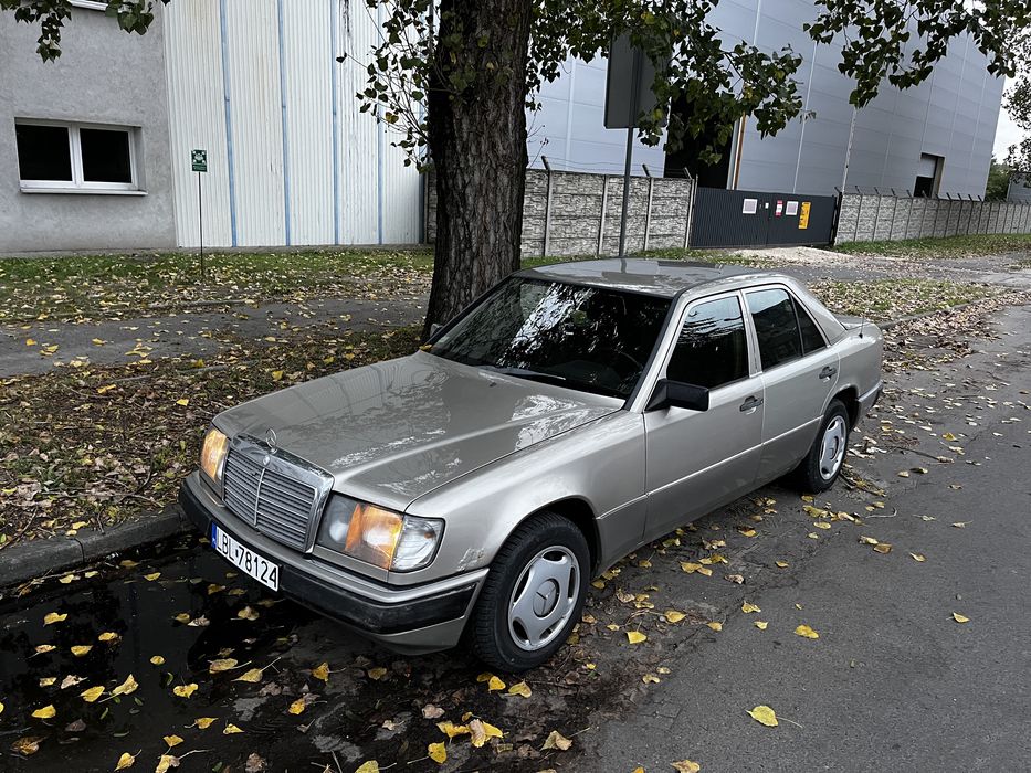 Mercedes-Benz W124