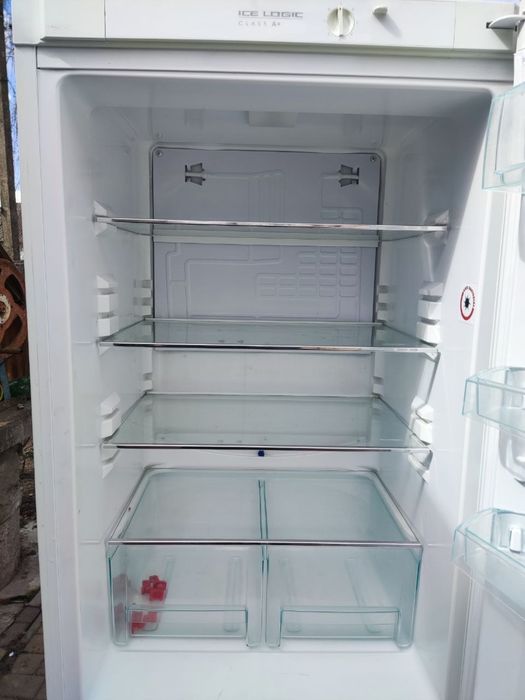 Продам холодильник «Snaige»