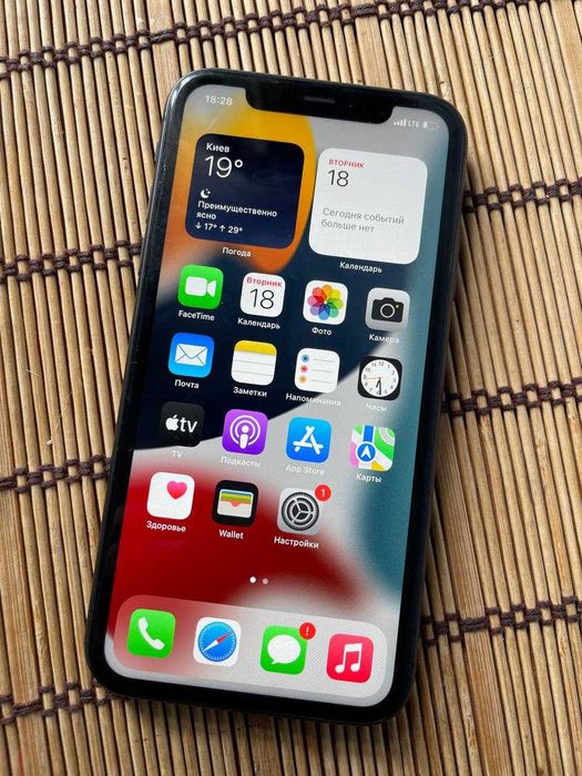 Продам Apple iPhone 11 Black Черный 64 Gb Идеал  Айфон