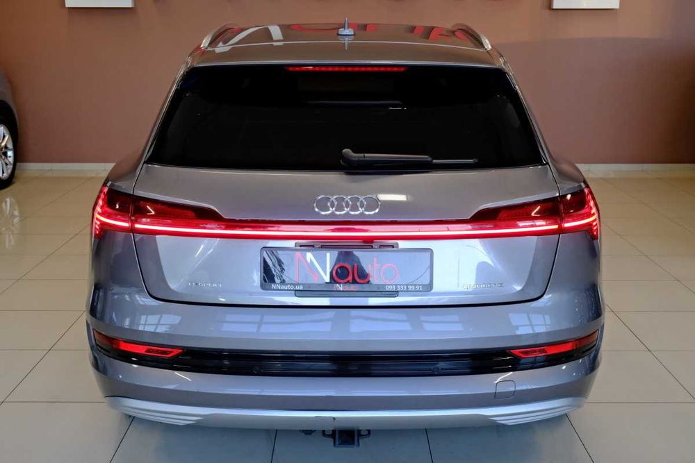 Audi e-tron 2021