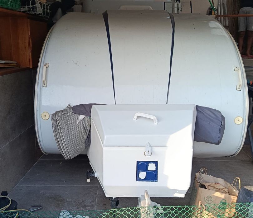 Vendo reboque  como novo