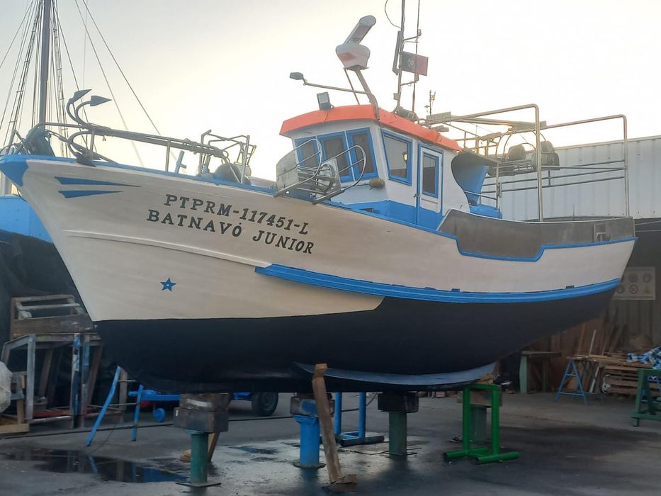 Embarcação de pesca profissional