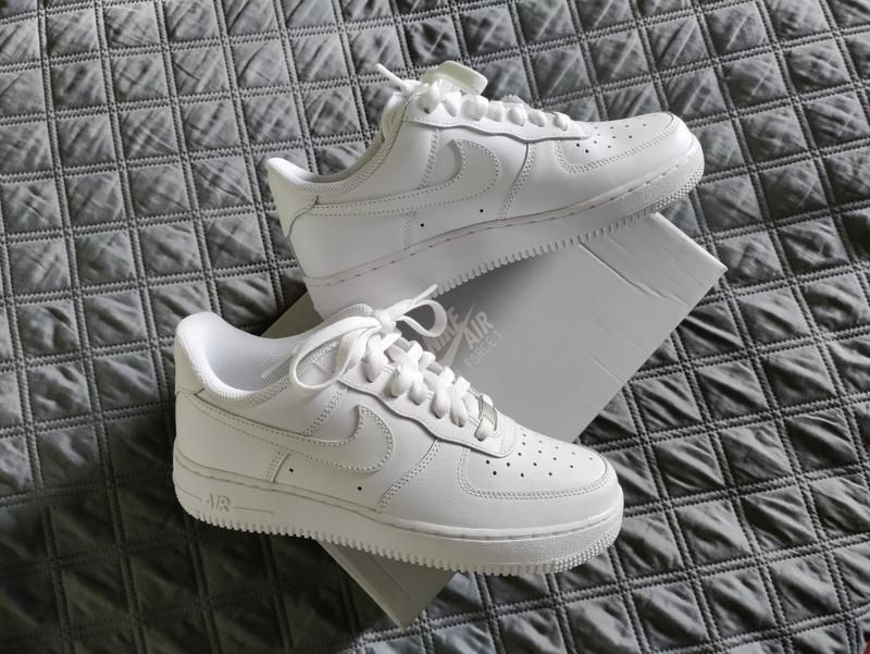 Кросівки nike air force 1, р. 8 ( наш 39) устілка 25 см